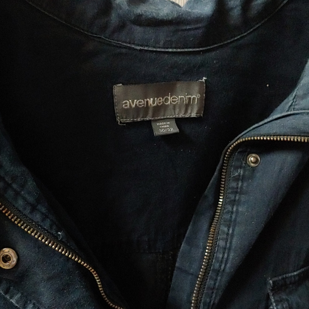 Avenue Denim Dark Wash Cotton Utility Jacket size 30/32
